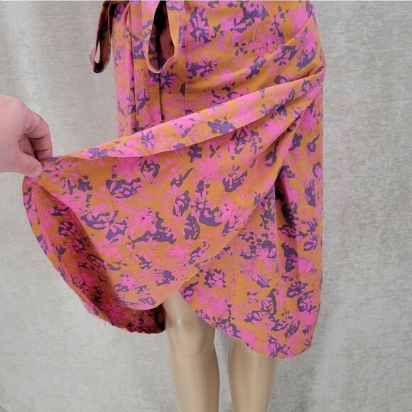 Batek Lak Malaysia Handmade Batik Wrap Skirt or Sarong - Picture 2 of 8